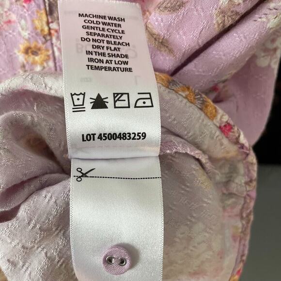 Buffalo David Bitton Top Womens Size Large Pansy Floral Purple Feminine Romantic - Picture 7 of 7